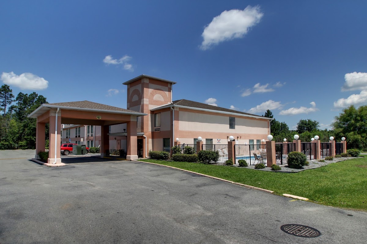 Key West Inn - Baxley